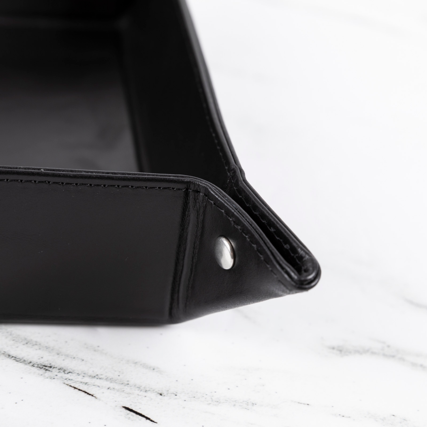 The Organizer - Rustic Black
