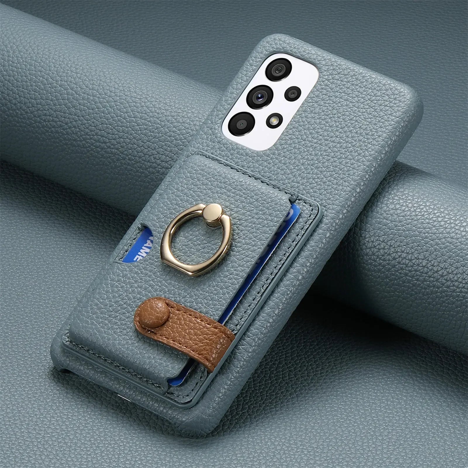 Opengeklapt telefoonhoesje met ruimte voor pasjes en een geïntegreerde ring