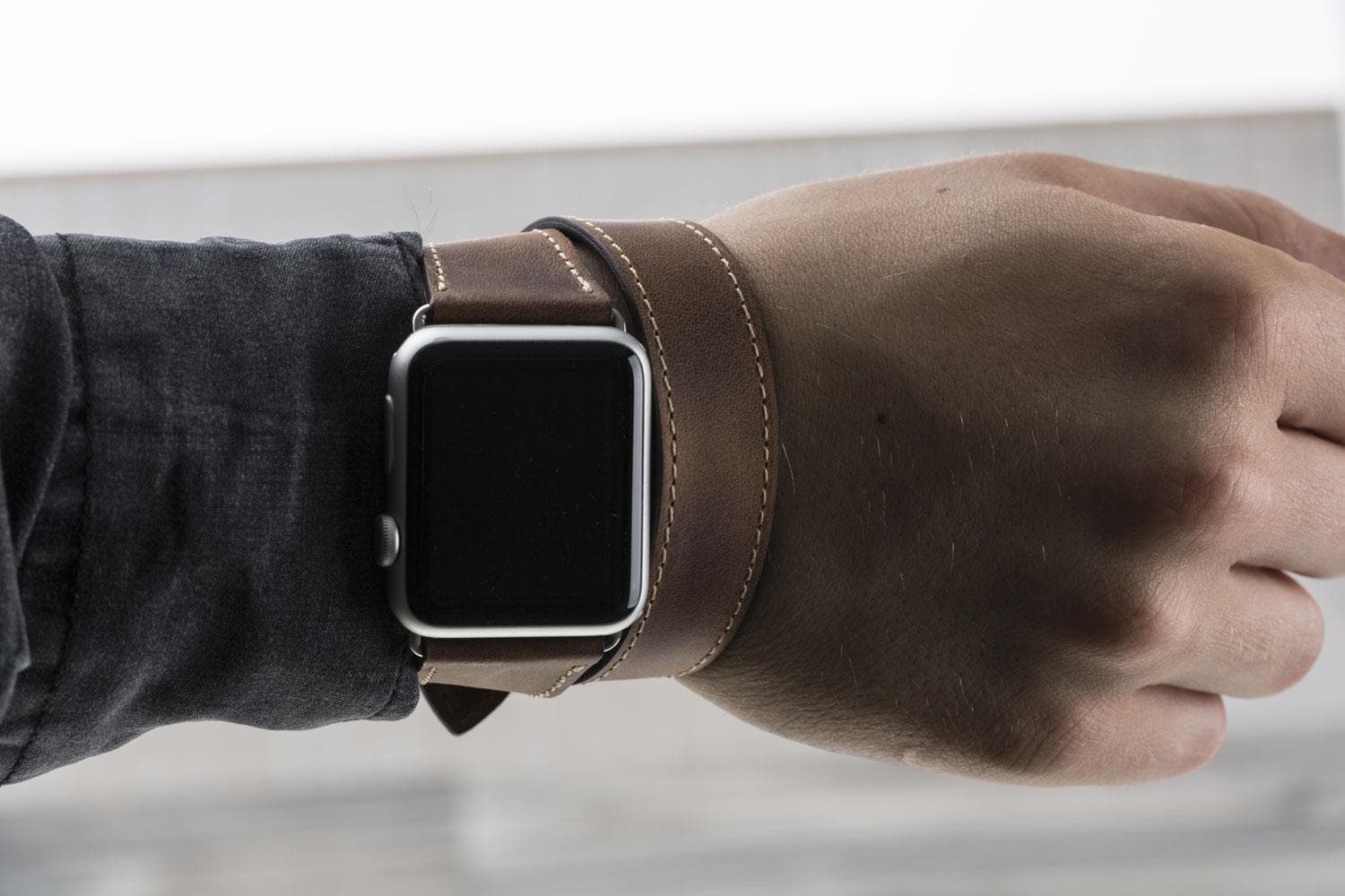 Apple-Watch-Armband aus echtem Leder im Double-Tour-Stil – DT 