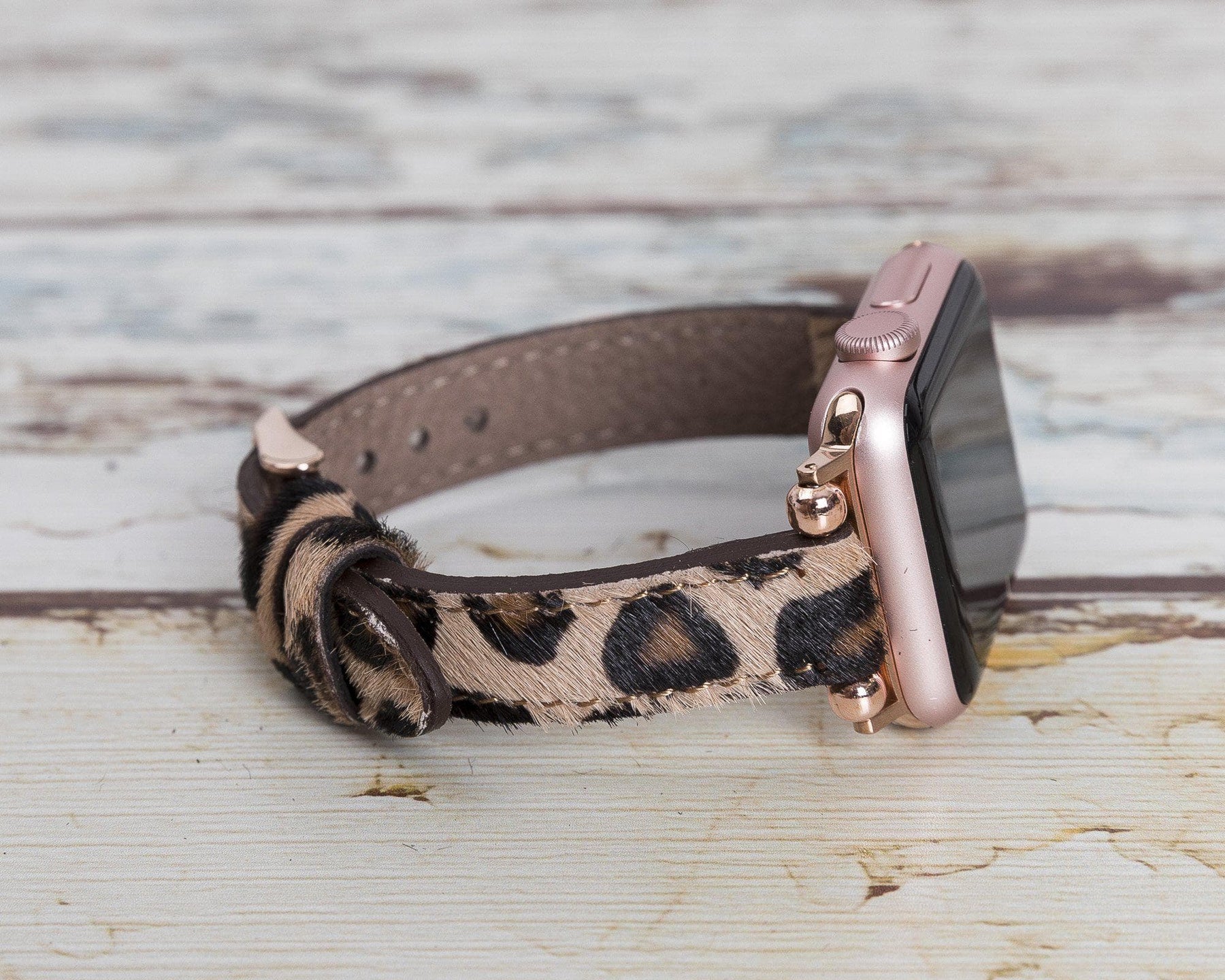 Nahthaftes Apple-Watch-Armband aus echtem Leder im Ferro-Stil